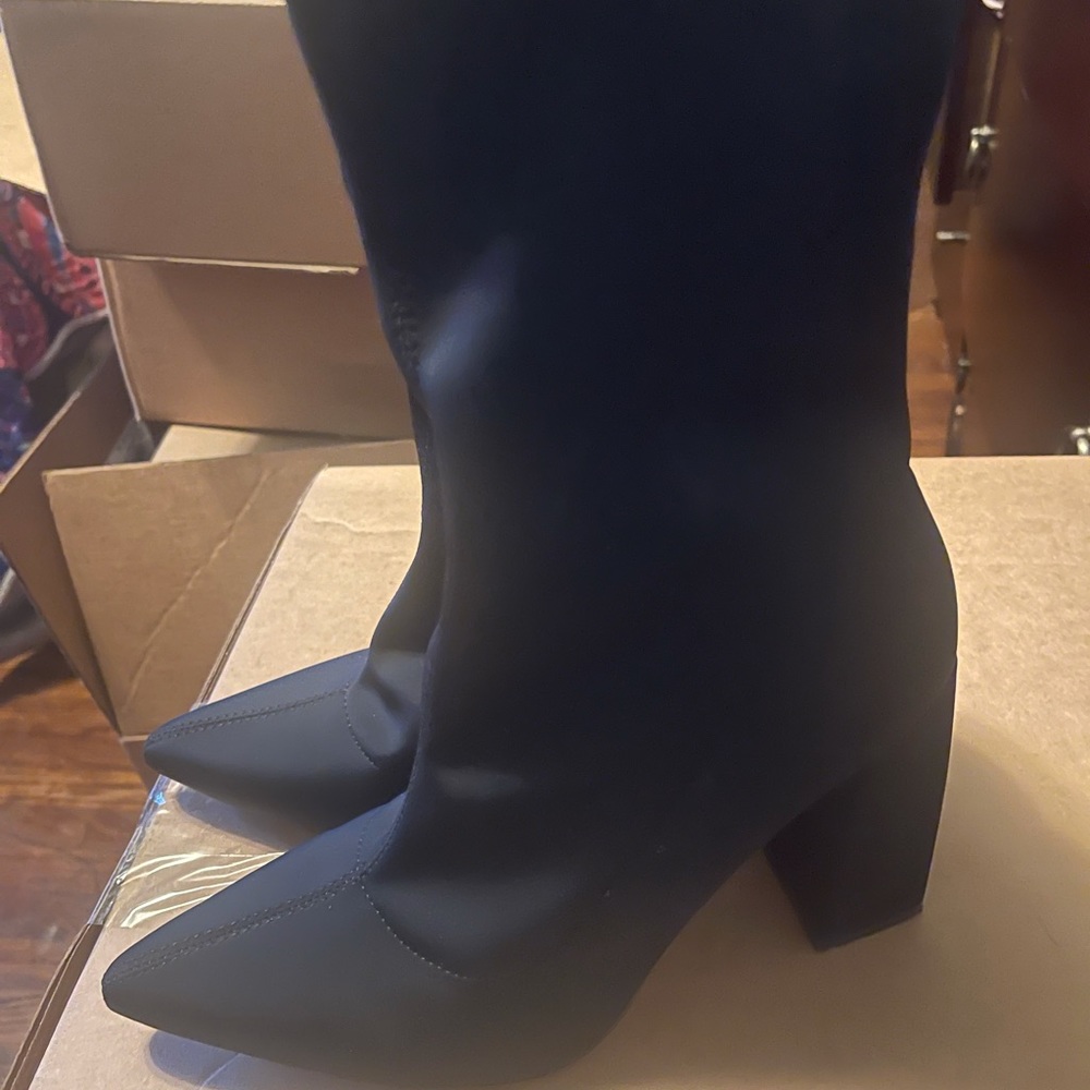 Black Heeled Boots
